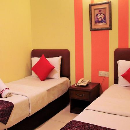 Sun Inns Hotel D'Mind เซอรีเคมบางัน ภายนอก รูปภาพ