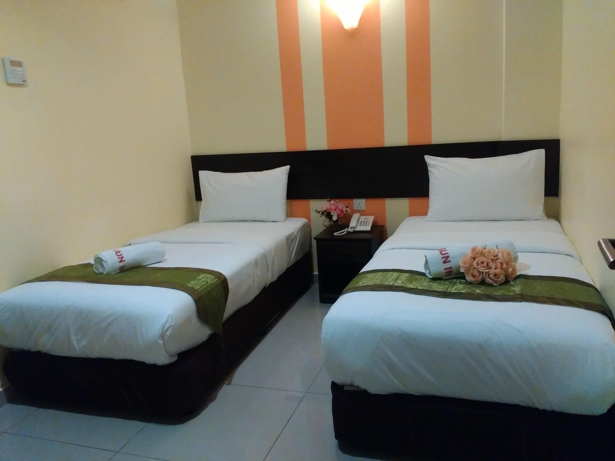 Sun Inns Hotel D'Mind เซอรีเคมบางัน ภายนอก รูปภาพ