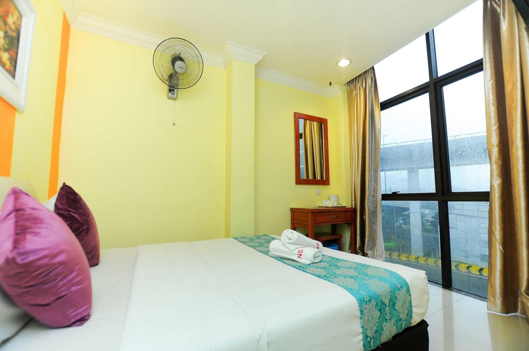 Sun Inns Hotel D'Mind เซอรีเคมบางัน ภายนอก รูปภาพ