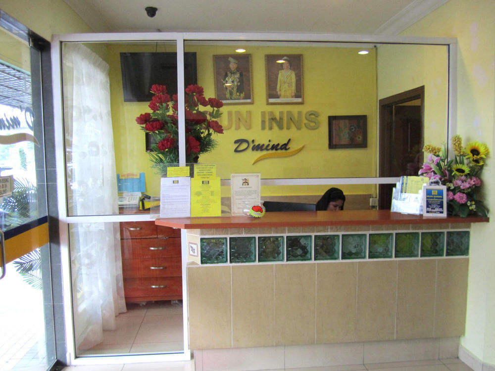 Sun Inns Hotel D'Mind เซอรีเคมบางัน ภายนอก รูปภาพ