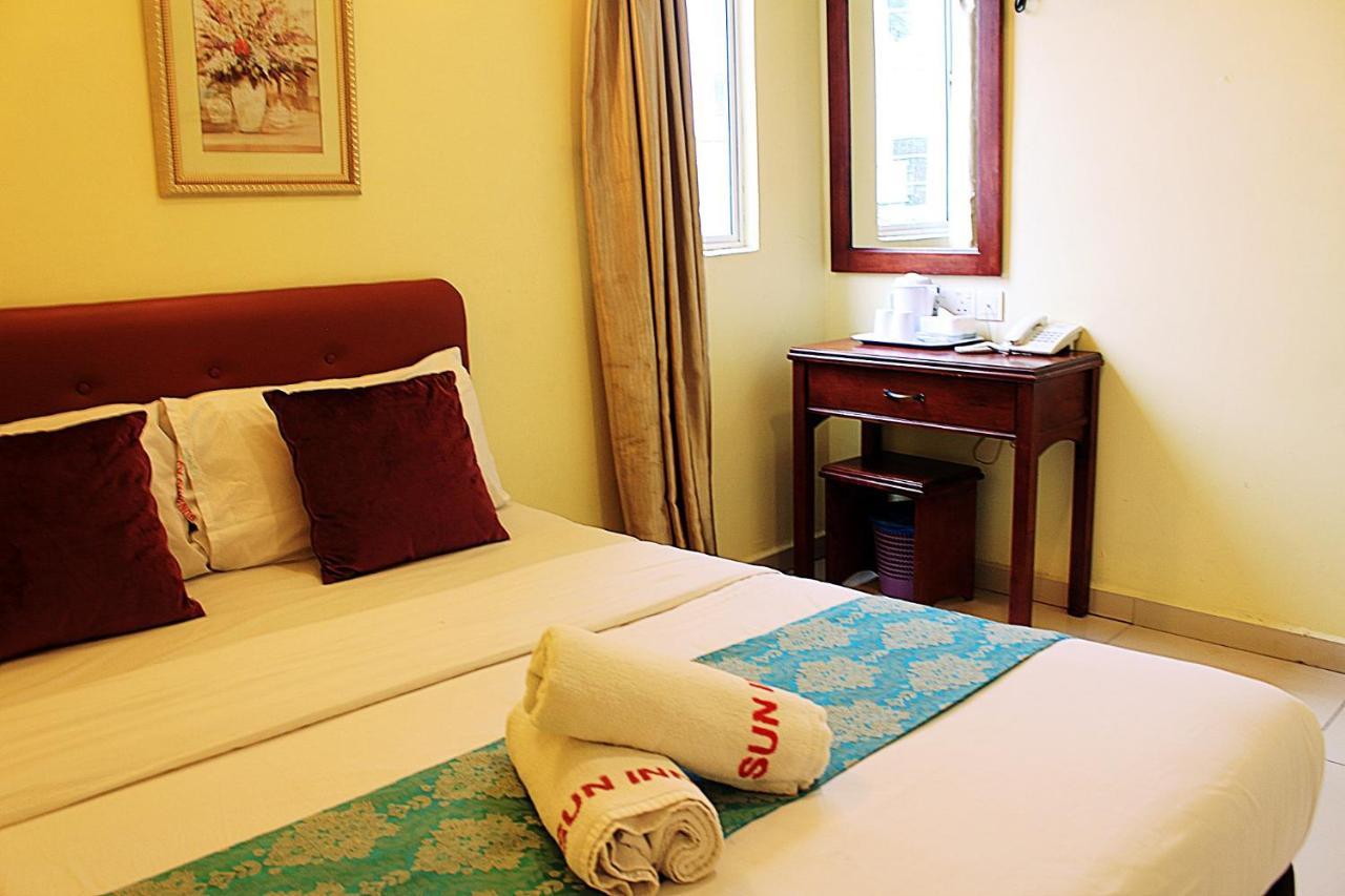Sun Inns Hotel D'Mind เซอรีเคมบางัน ภายนอก รูปภาพ