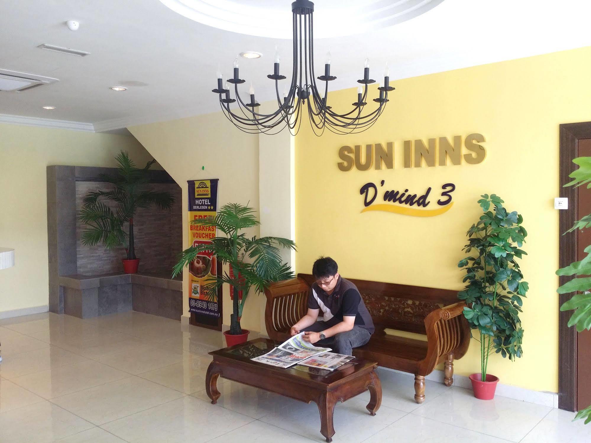 Sun Inns Hotel D'Mind เซอรีเคมบางัน ภายนอก รูปภาพ
