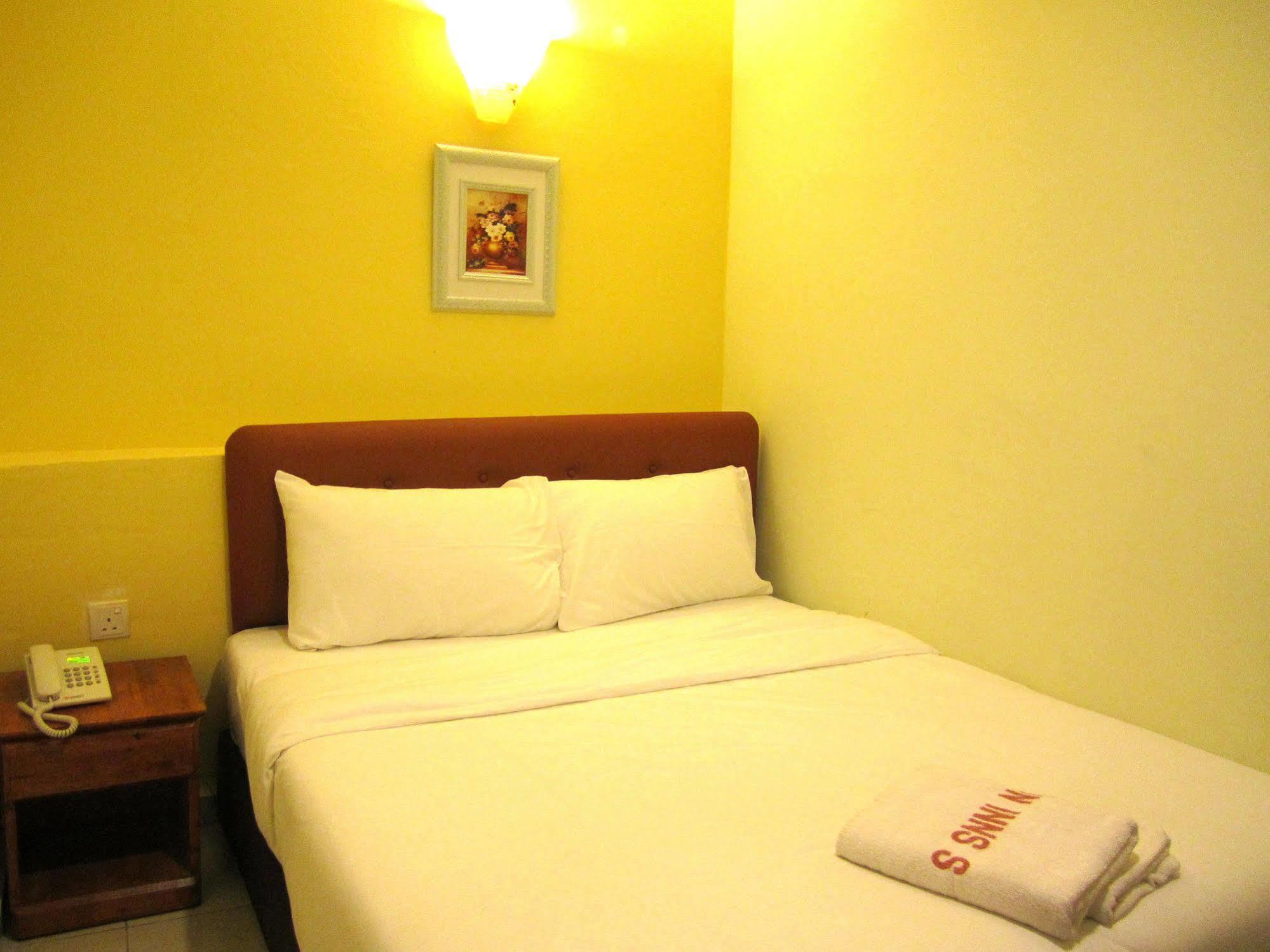 Sun Inns Hotel D'Mind เซอรีเคมบางัน ภายนอก รูปภาพ
